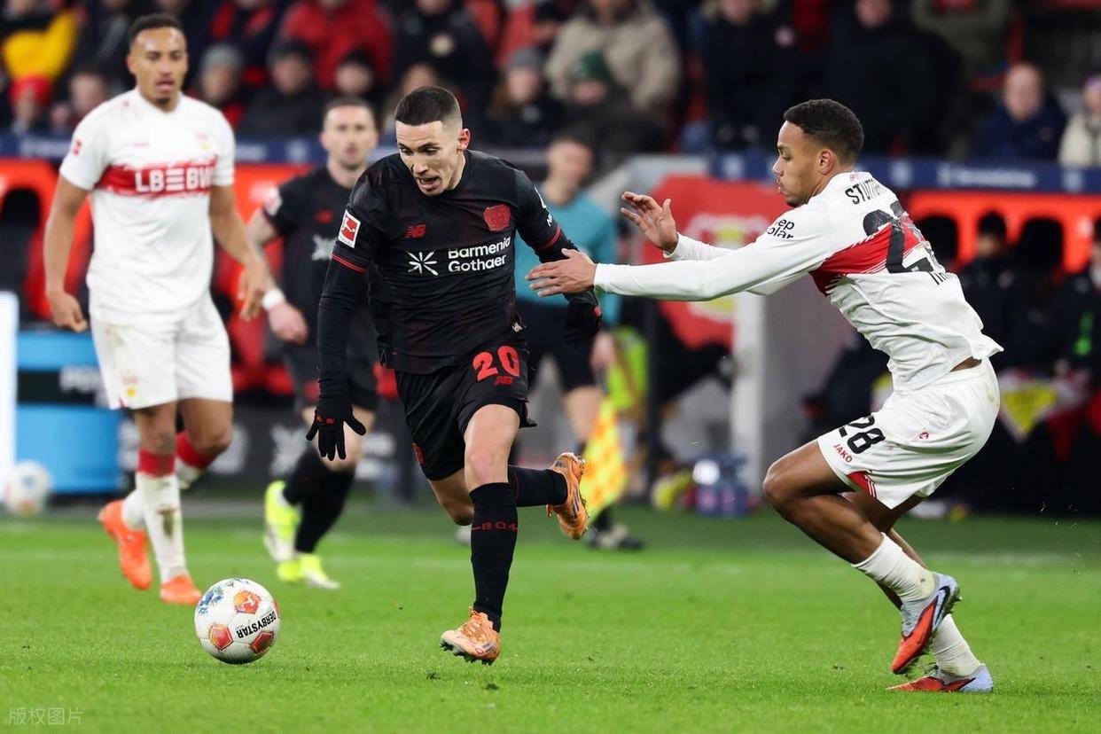 斯图加特客场惨败,球队反思战术问题的简单介绍 斯图加特客场惨败,球队反思战术问题的简单介绍