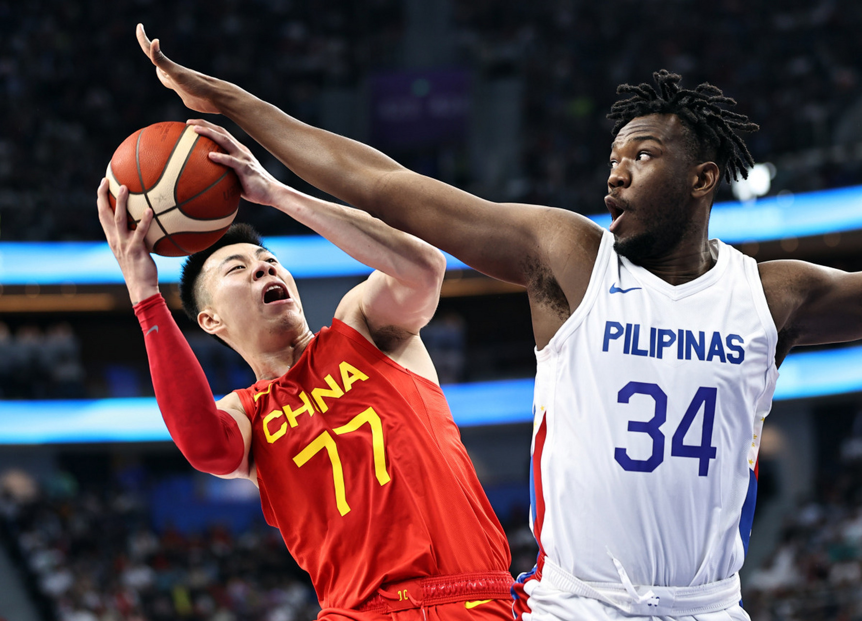 大学生代表菲律宾队为国争光备战争胜