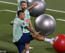 勒沃库森球员伤停情况一览：关键球员或因伤缺席(勒沃库森首发阵容)