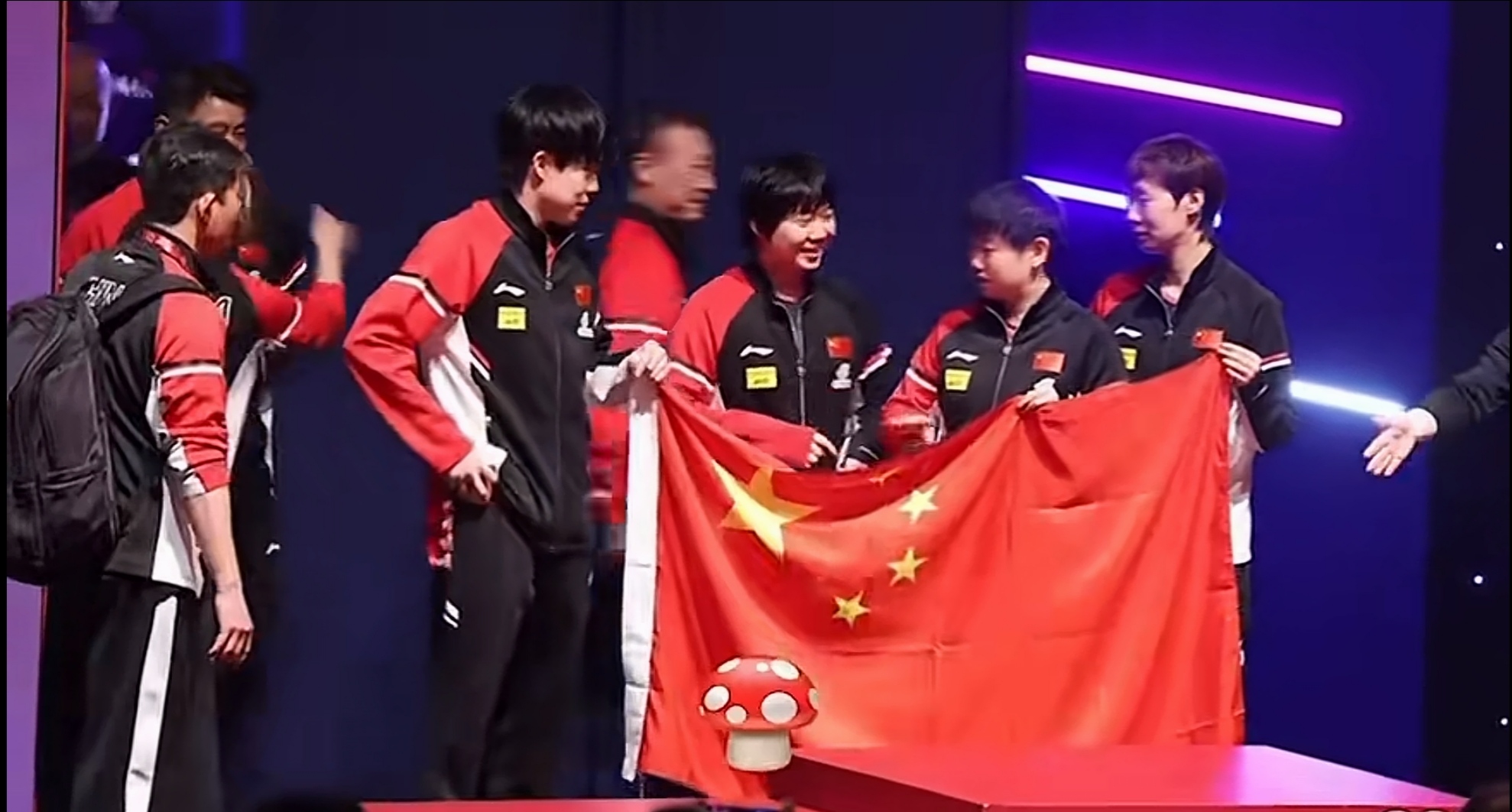 C7娱乐app-勇者之战！两支球队争夺胜利，比赛压轴上演的简单介绍